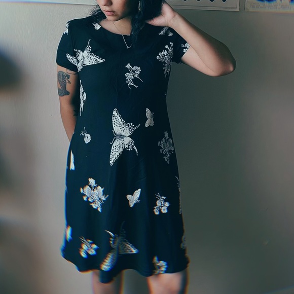 Jessica Howard Dresses & Skirts - 90s Butterfly Dress